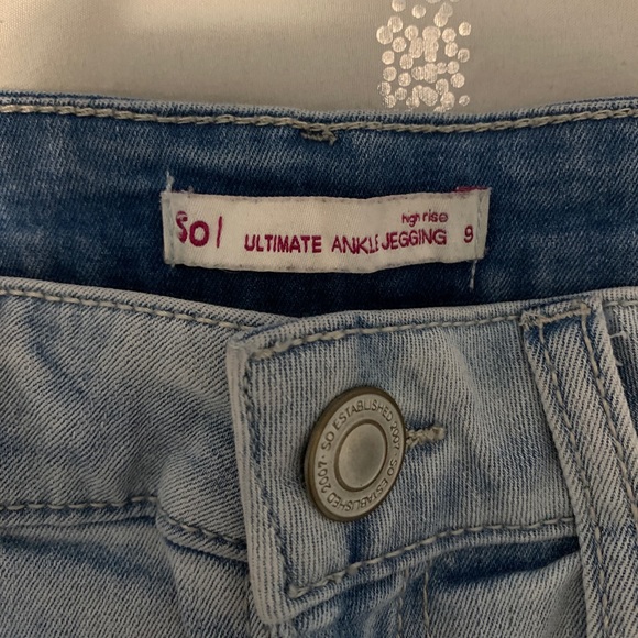 Light Ripped Jeans Kohl’s - Picture 3 of 3